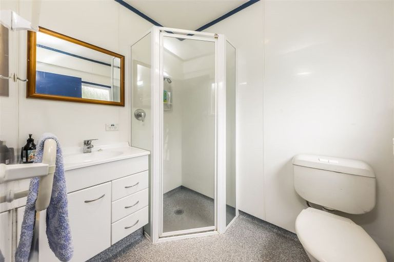 Photo of property in 43a Youngs Road, Papakura, 2110