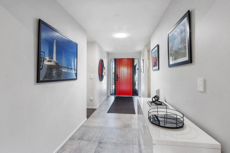 Photo of property in 2 Saxby Lane, Halswell, Christchurch, 8025