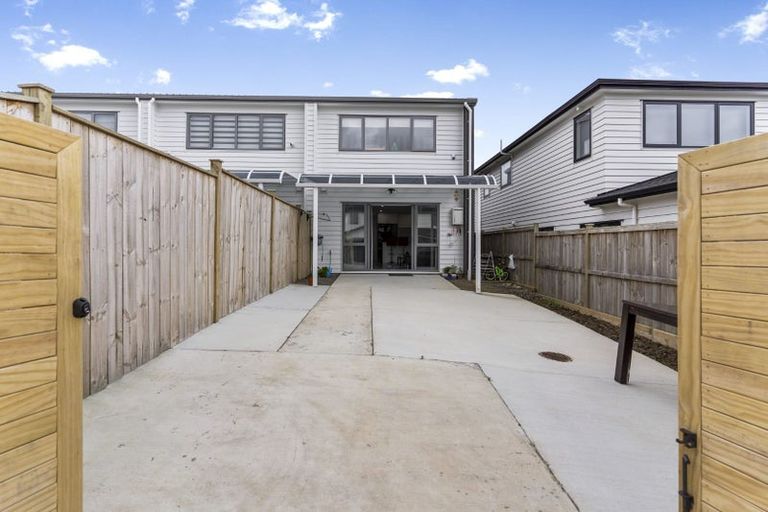 Photo of property in 54 Lime Hill Rise, Flat Bush, Auckland, 2019