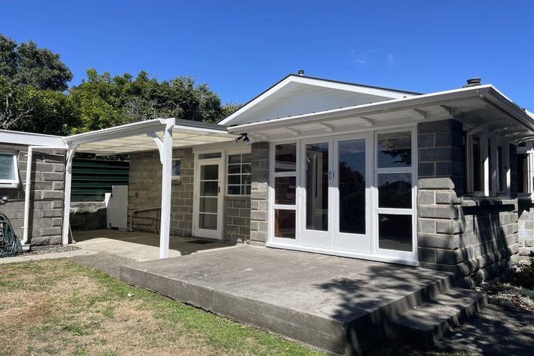 Photo of property in 69 Paynters Avenue, Strandon, New Plymouth, 4312