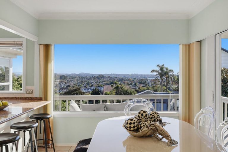 Photo of property in 10 Etherege Place, Howick, Auckland, 2014