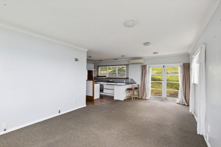 Photo of property in 109 Black Rock Road, Newlands, Wellington, 6037
