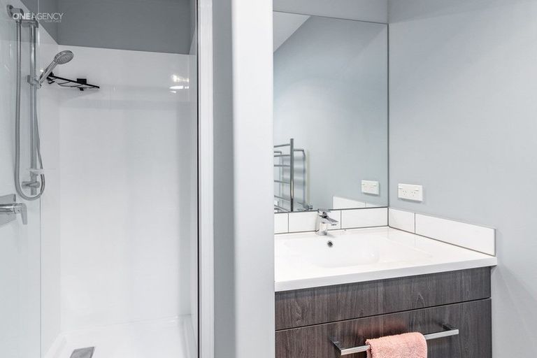 Photo of property in 9 Keeper Close, Woodend, 7610