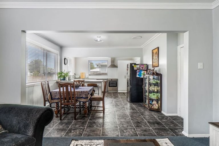 Photo of property in 2 Ward Street, Aramoho, Whanganui, 4500