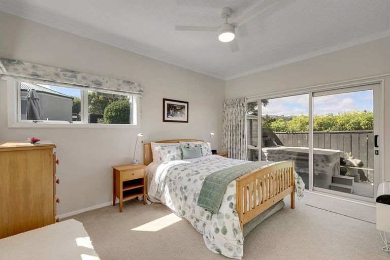 Photo of property in 3 Ogilvy Terrace, Plimmerton, Porirua, 5026