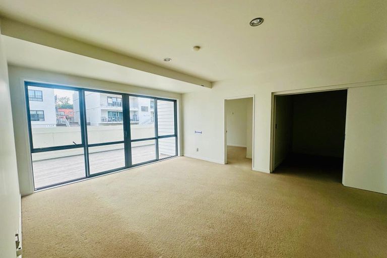 Photo of property in 7/136g Stancombe Road, Flat Bush, Auckland, 2016
