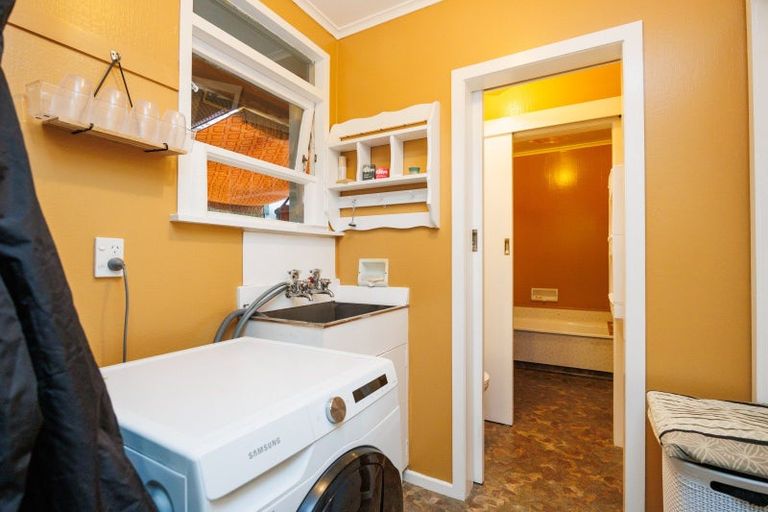 Photo of property in 21 Anaru Place, Awapuni, Palmerston North, 4412