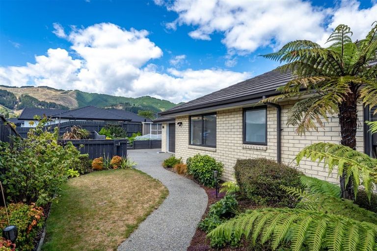 Photo of property in 10 Carmello Grove, Richmond, 7020