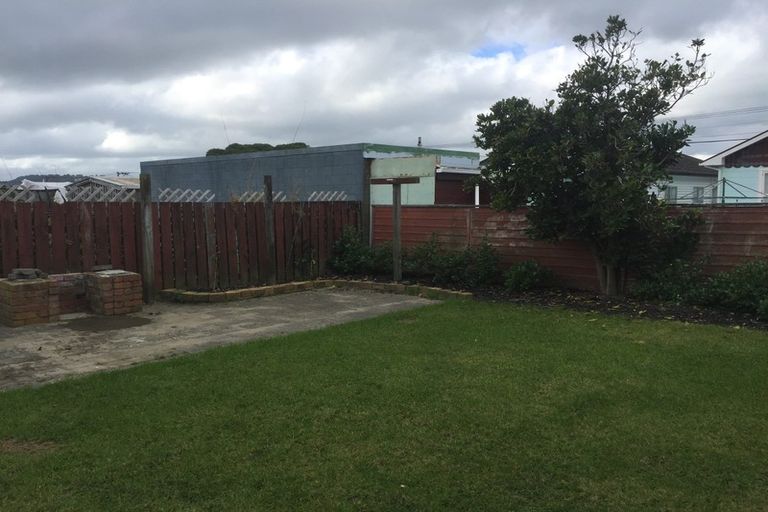 Photo of property in 83 Ross Street, Kilbirnie, Wellington, 6022