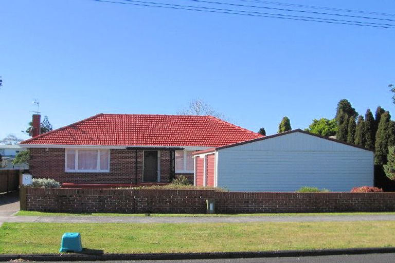 Photo of property in 9 Bunnythorpe Road, Papakura, 2110