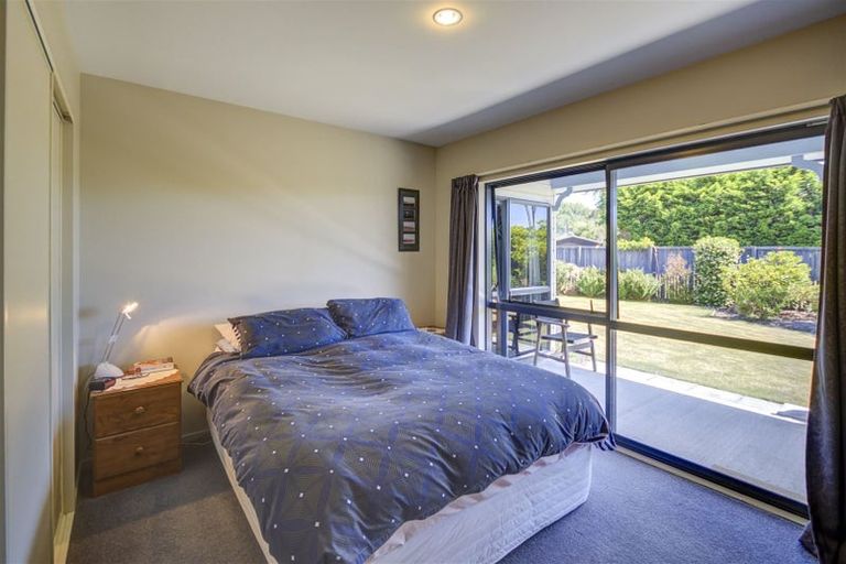 Photo of property in 5 Allin Drive, Waikuku Beach, 7402