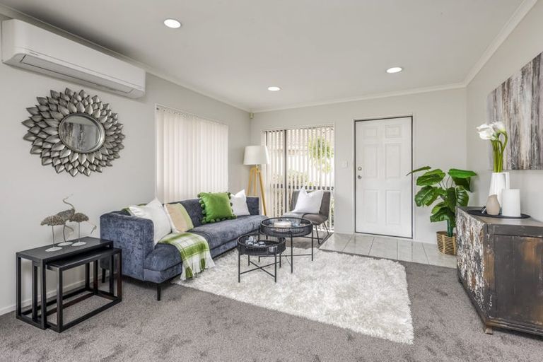 Photo of property in 94c Palmers Road, Clendon Park, Auckland, 2103