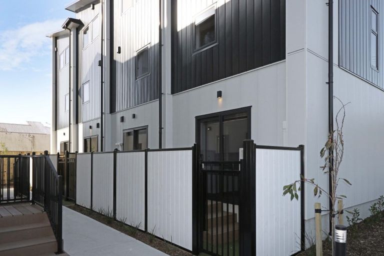 Photo of property in 3/41 Collingwood Street, Waterloo, Lower Hutt, 5011