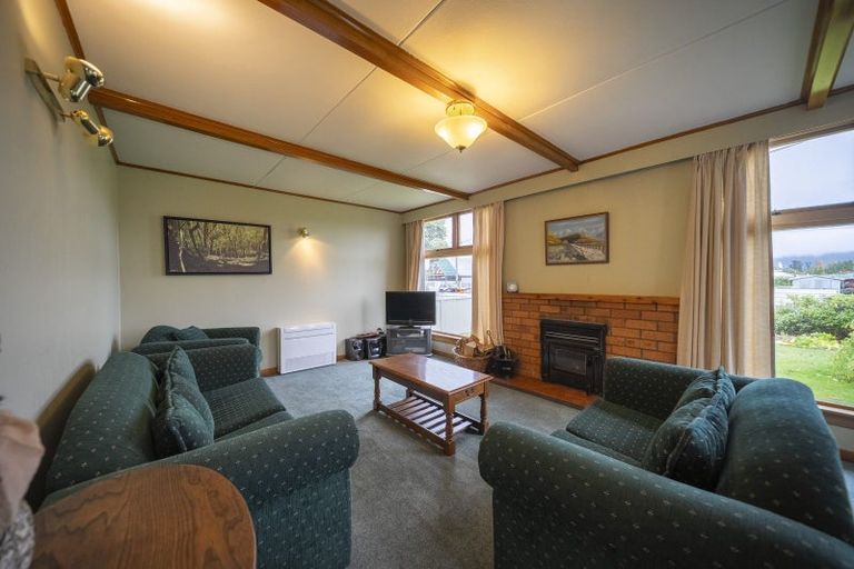 Photo of property in 16 Bligh Street, Te Anau, 9600