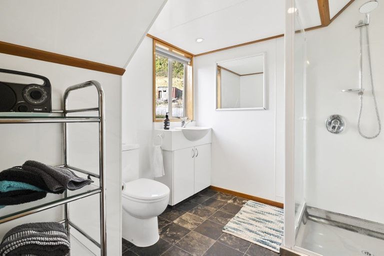 Photo of property in 16 Ribbonwood Close, Normanby, Dunedin, 9010