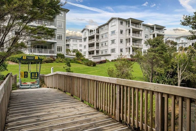 Photo of property in 96 Eaves Bush Parade, Orewa, 0931