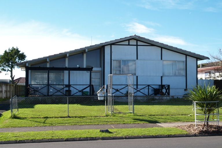 Photo of property in 74 Hokianga Street, Mangere East, Auckland, 2024