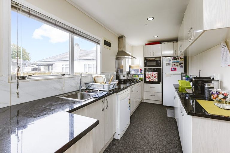 Photo of property in 1/9 Cambourne Road, Papatoetoe, Auckland, 2025