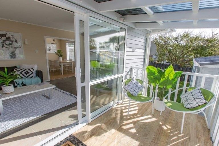 Photo of property in 406 Warspite Avenue, Ascot Park, Porirua, 5024