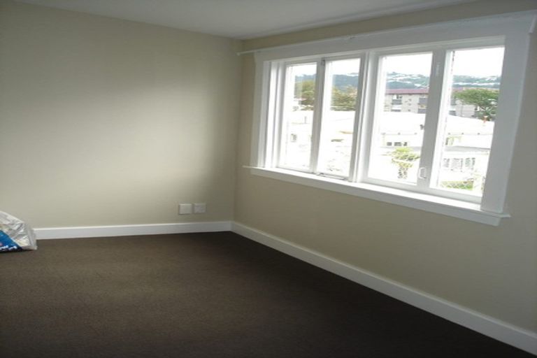 Photo of property in 4/112 Austin Street, Mount Victoria, Wellington, 6011