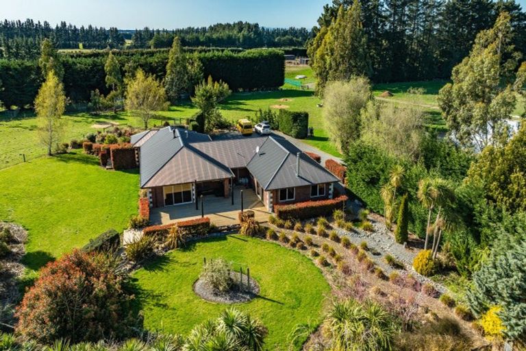 Photo of property in 269 Downs Road, Hororata, Darfield, 7572