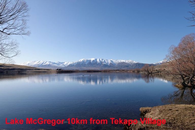 Photo of property in 2 Rankin Rise, Lake Tekapo, 7999