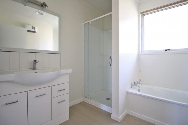 Photo of property in 60 Aronui Road, Bridge Hill, Alexandra, 9320