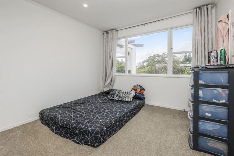 Photo of property in 19 Zodiac Street, Henderson, Auckland, 0610
