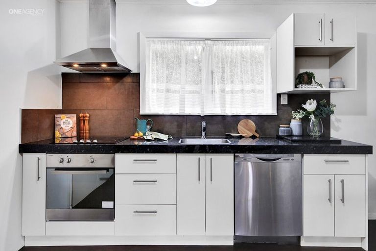 Photo of property in 87 Perry Street, Papanui, Christchurch, 8053