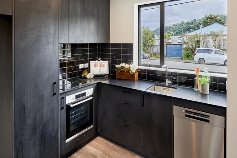 Photo of property in 4/130 Richmond Street, Petone, Lower Hutt, 5012