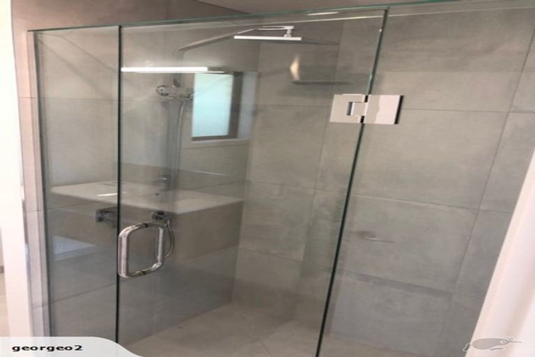 Photo of property in 281 Cannon Hill Crescent, Mount Pleasant, Christchurch, 8081