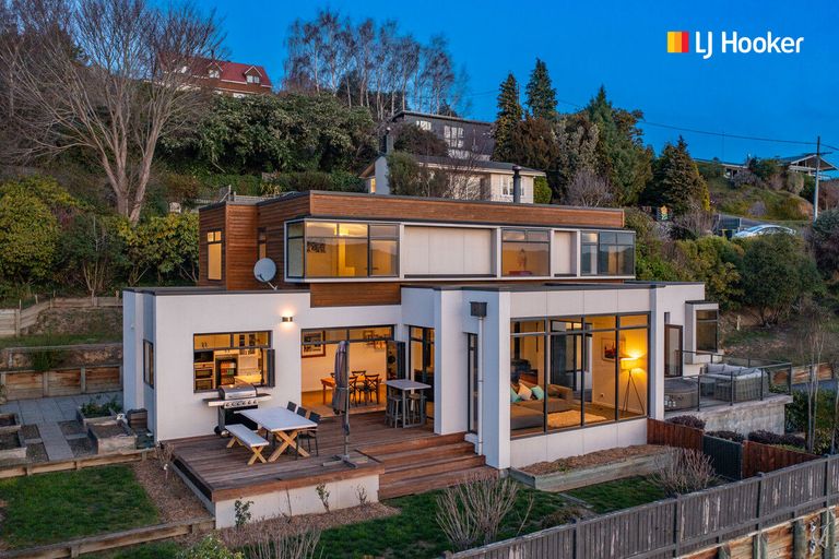 Photo of property in 23 Nore Street, Waihola, Milton, 9073