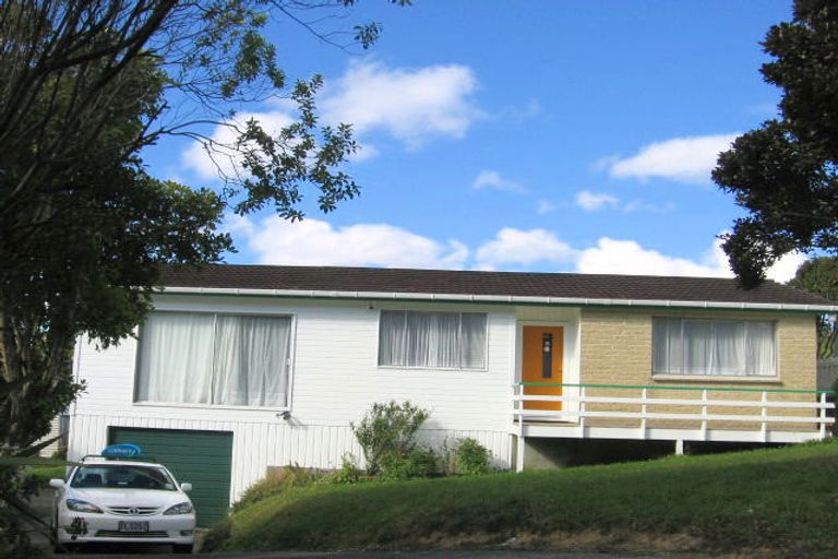 Photo of property in 53 Allington Road, Karori, Wellington, 6012