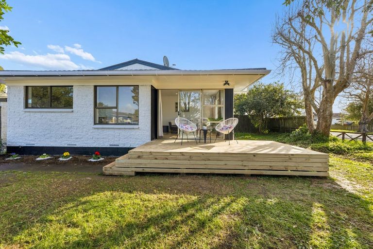 Photo of property in 1/22 Gibbons Road, Weymouth, Auckland, 2103