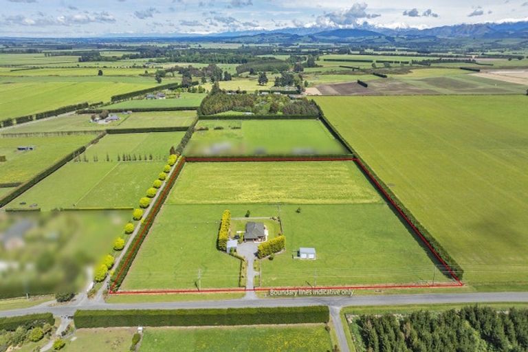 Photo of property in 1797 Clintons Road, Darfield, 7571