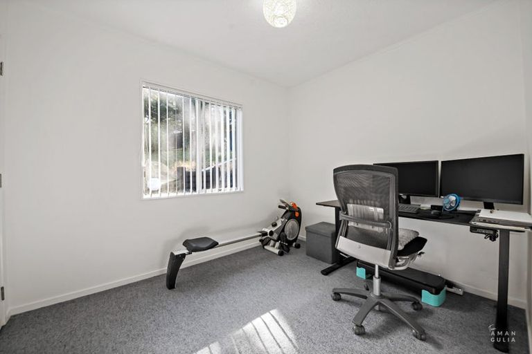 Photo of property in 34 Alidade Place, Massey, Auckland, 0614