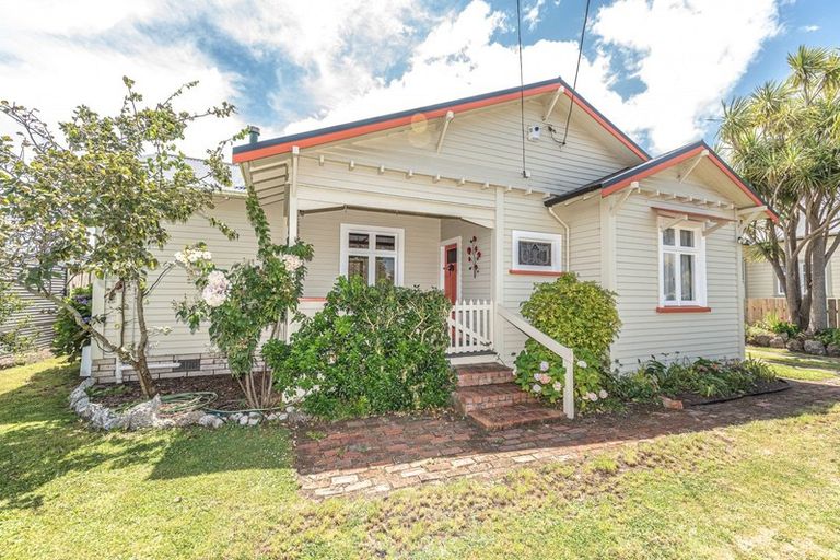 Photo of property in 21 Falkland Street, Whanganui East, Whanganui, 4500