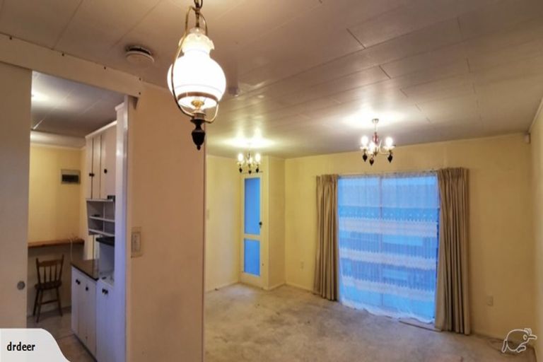 Photo of property in 67 Astley Avenue, New Lynn, Auckland, 0600