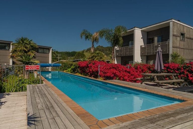 Photo of property in 27/1 Centennial Drive, Whitianga, 3510