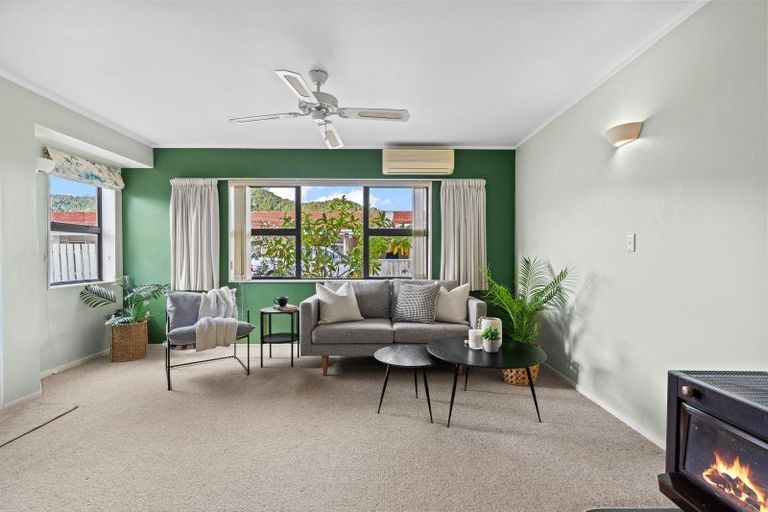 Photo of property in 8a Deveron Street, Regent, Whangarei, 0112