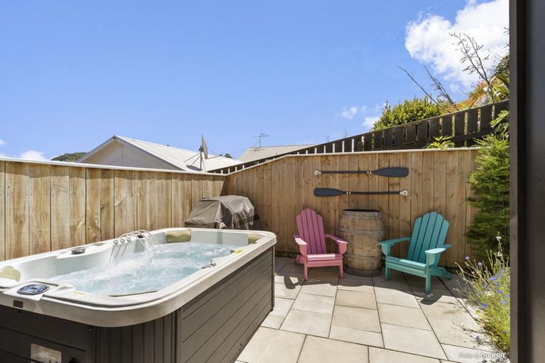 Photo of property in 14/20 Trent Street, Island Bay, Wellington, 6023