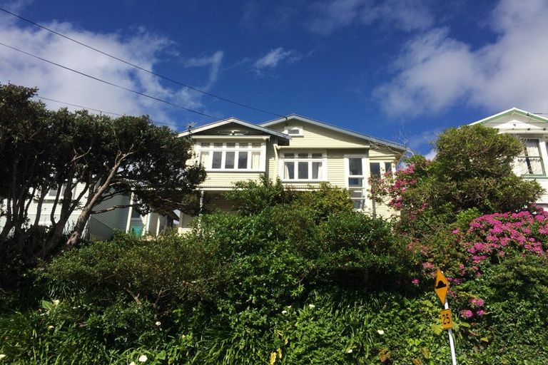 Photo of property in 73 Standen Street, Karori, Wellington, 6012