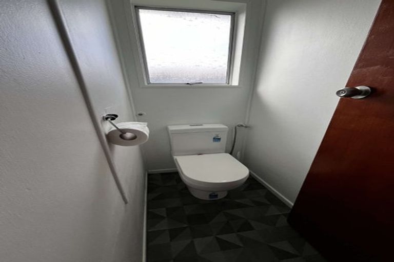 Photo of property in 293a Wellington Road, Wainuiomata, Lower Hutt, 5014