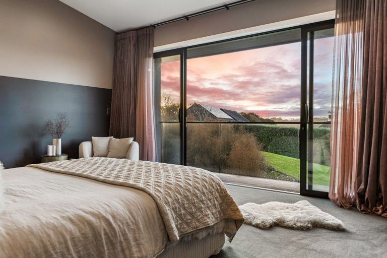 Photo of property in 15 Myra Evelyn Grove, Dairy Flat, Albany, 0792