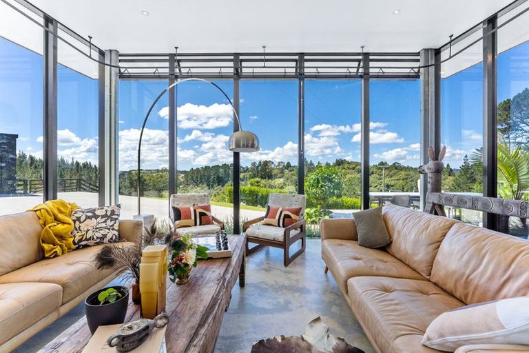 Photo of property in 343 Kanohi Road, Kaukapakapa, 0873