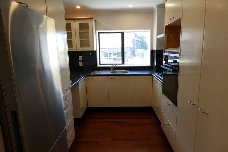 Photo of property in 2 Pickering Street, Kaiwharawhara, Wellington, 6035