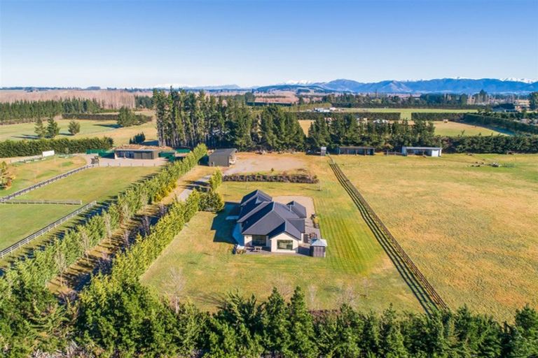 Photo of property in 53 Swamp Road, Loburn, Rangiora, 7472