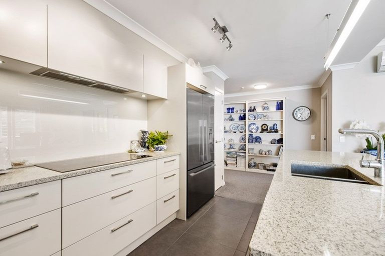 Photo of property in 90 Eaves Bush Parade, Orewa, 0931