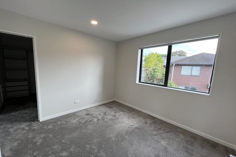Photo of property in 4a Tudor Place, Mairangi Bay, Auckland, 0630