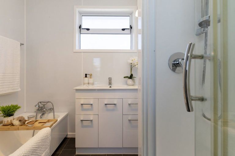 Photo of property in 15 Ferney Place, Richmond Heights, Taupo, 3330